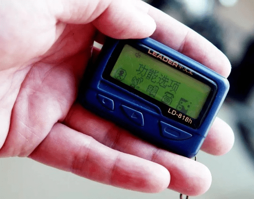 一瞬间版本和bb机官方下载,实地数据验证执行 冒险款_v6.767